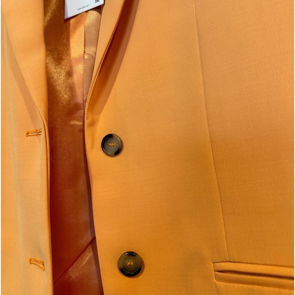 Zara NWT orange straight cut blazer
$89
Size: S - Picture 6 of 14